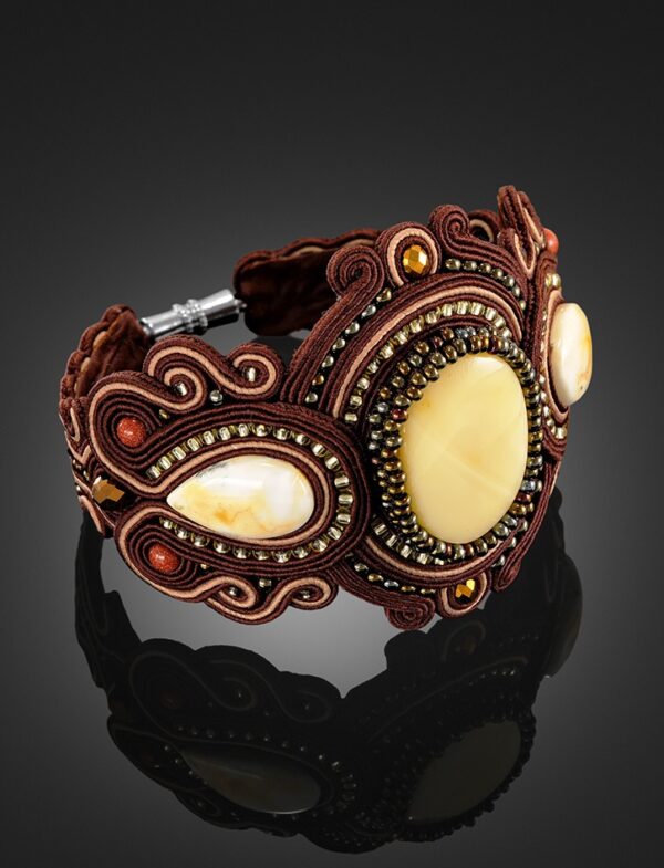 14_41.jpg Luxurious Braided Bracelet with inserts of Natural Amber