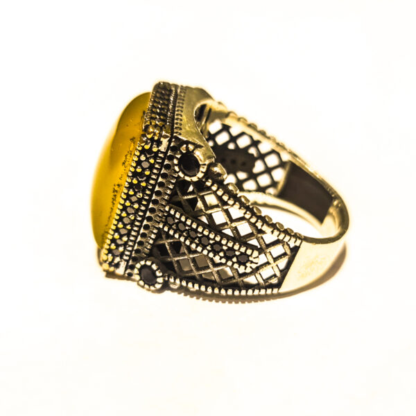 20240130_132929.jpg Sharaf Al Shams Aqeeq Ring
