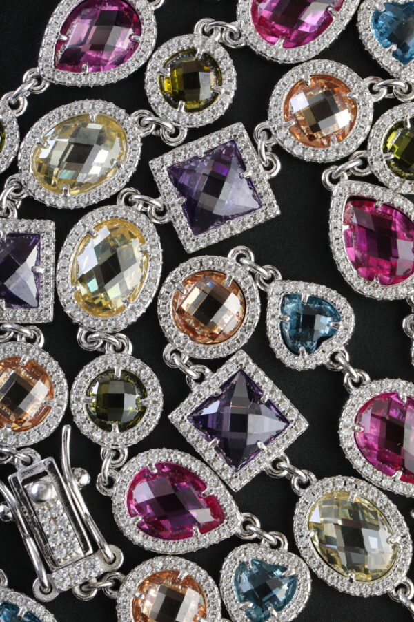 9C1A8356-scaled-1.jpg Veloura Mix Stones Set