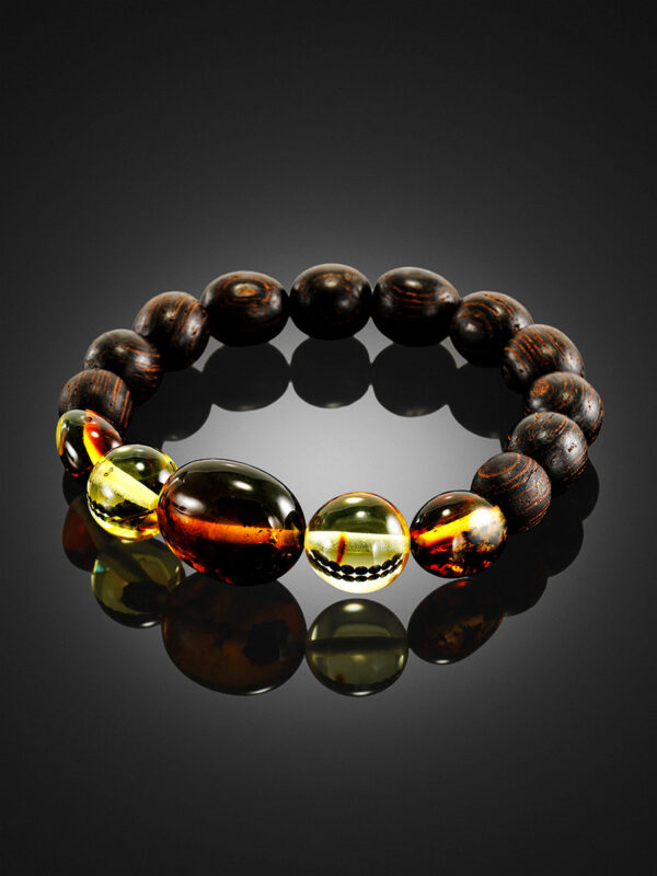 Bracelet-in-ethnic-style-made-of-amber-and-wood-2.jpeg Amber Wood Bracelet