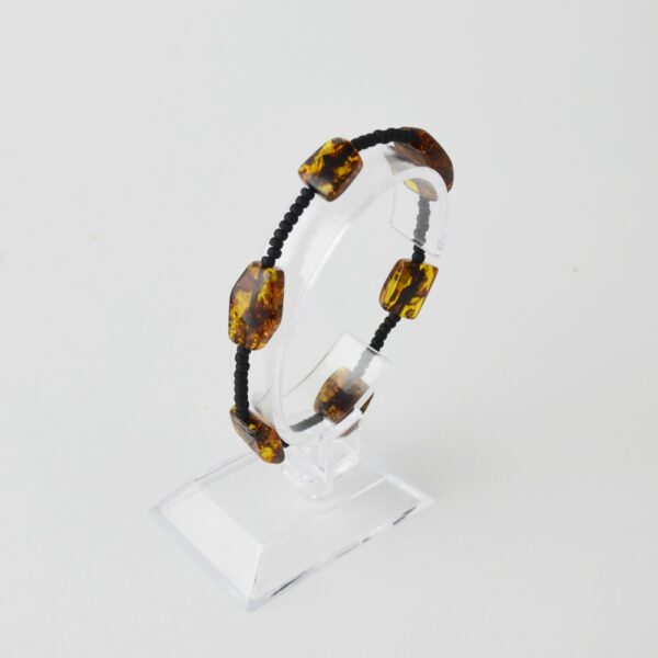 DSC0273M.jpg Amber Bracelet Green with screw clasp