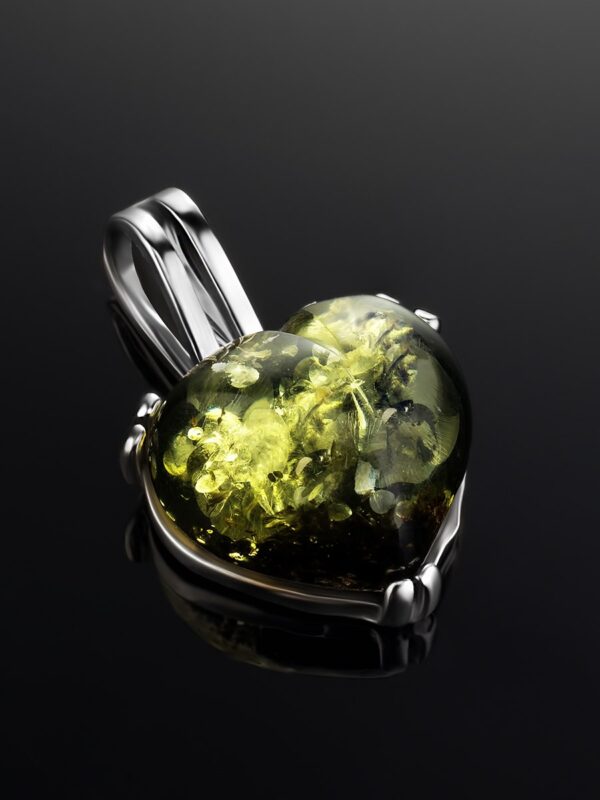IMG_60171.jpg Green Amber Heart Pendant