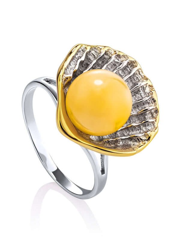 Shell Amber Ring