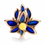 Natural Amber and Verona Enamel Ring