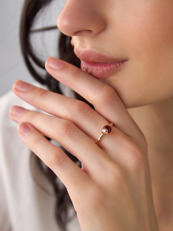 RED3.jpg "LEIA" Red Amber Ring