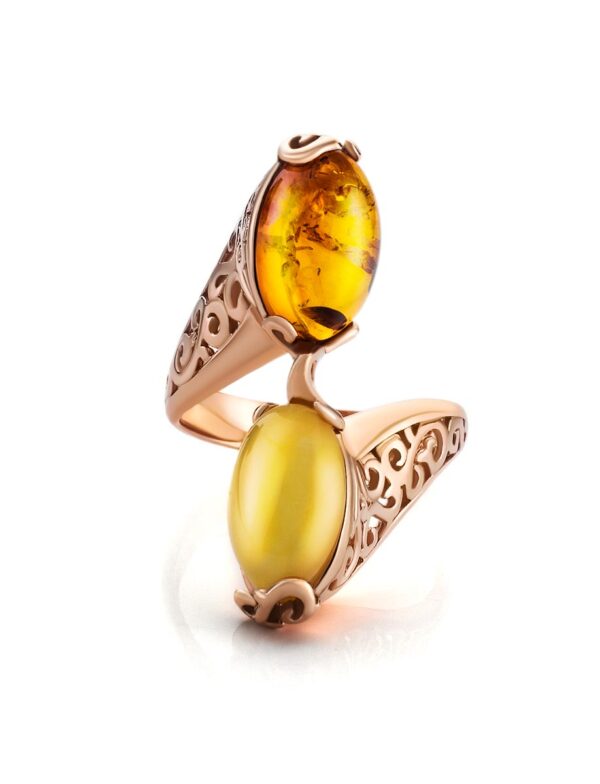 Spectacular-ring-made-of-natural-amber-in-two-shades-3.jpeg Natural Amber Ring in two shades