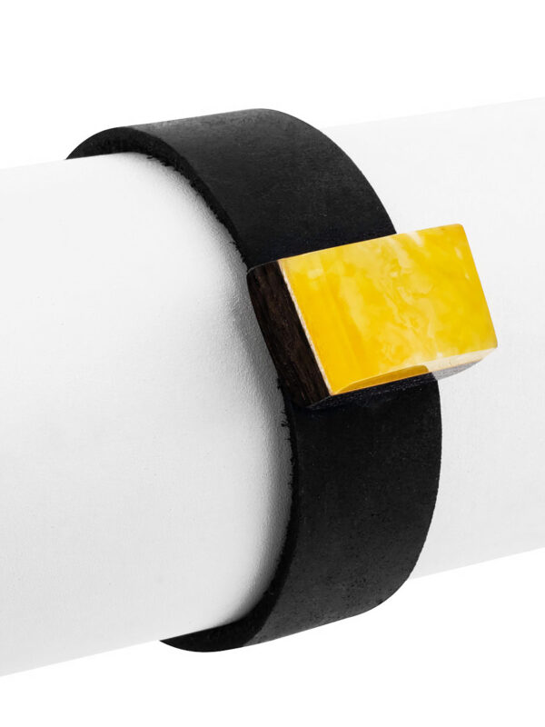 Spectacular-unisex-bracelet-3.jpeg Leather & Amber Bracelet
