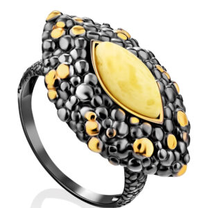 Stylish-spectacular-ring-made-of-natural-Baltic-amber-1.jpeg Natural Baltic Amber Ring
