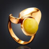 Volumetric-gold-plated-ring-with-honey-colored-amber-1.jpeg Volumetric Ring with Honey-Colored Amber