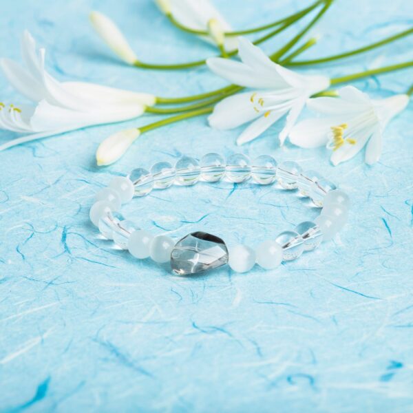 br-p0-0110-sq-01122022_002_1445x.jpg Clear Quartz & Selenite 'Fresh Start' Bracelet