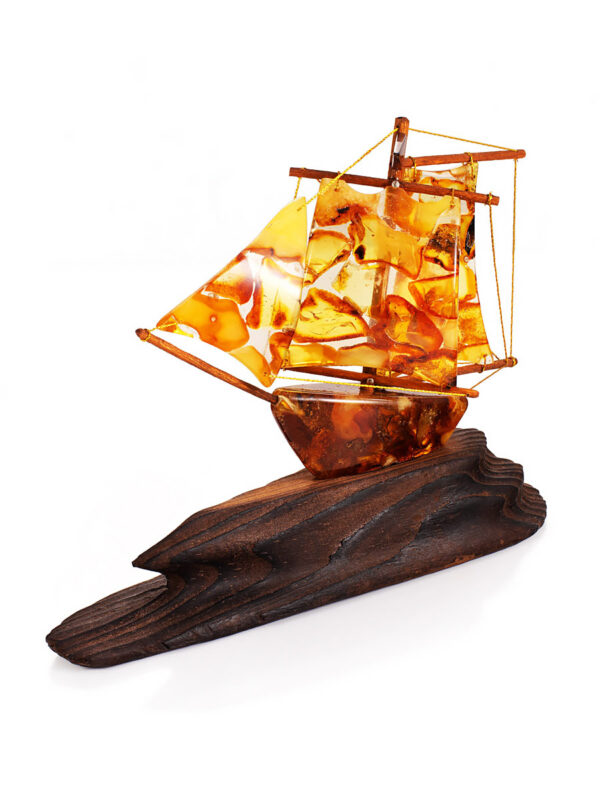 Amber & Wood Heritage Ship